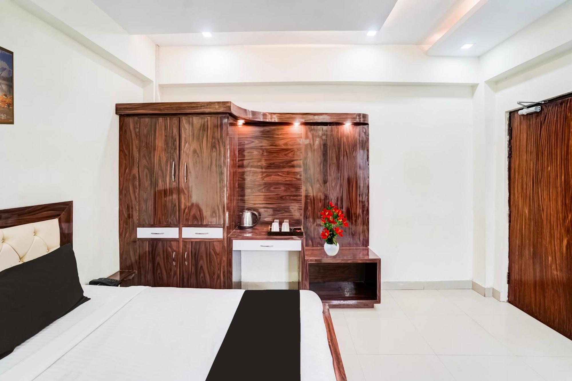 Super Hotel O Sgpgi Bijnaur Bagian luar foto