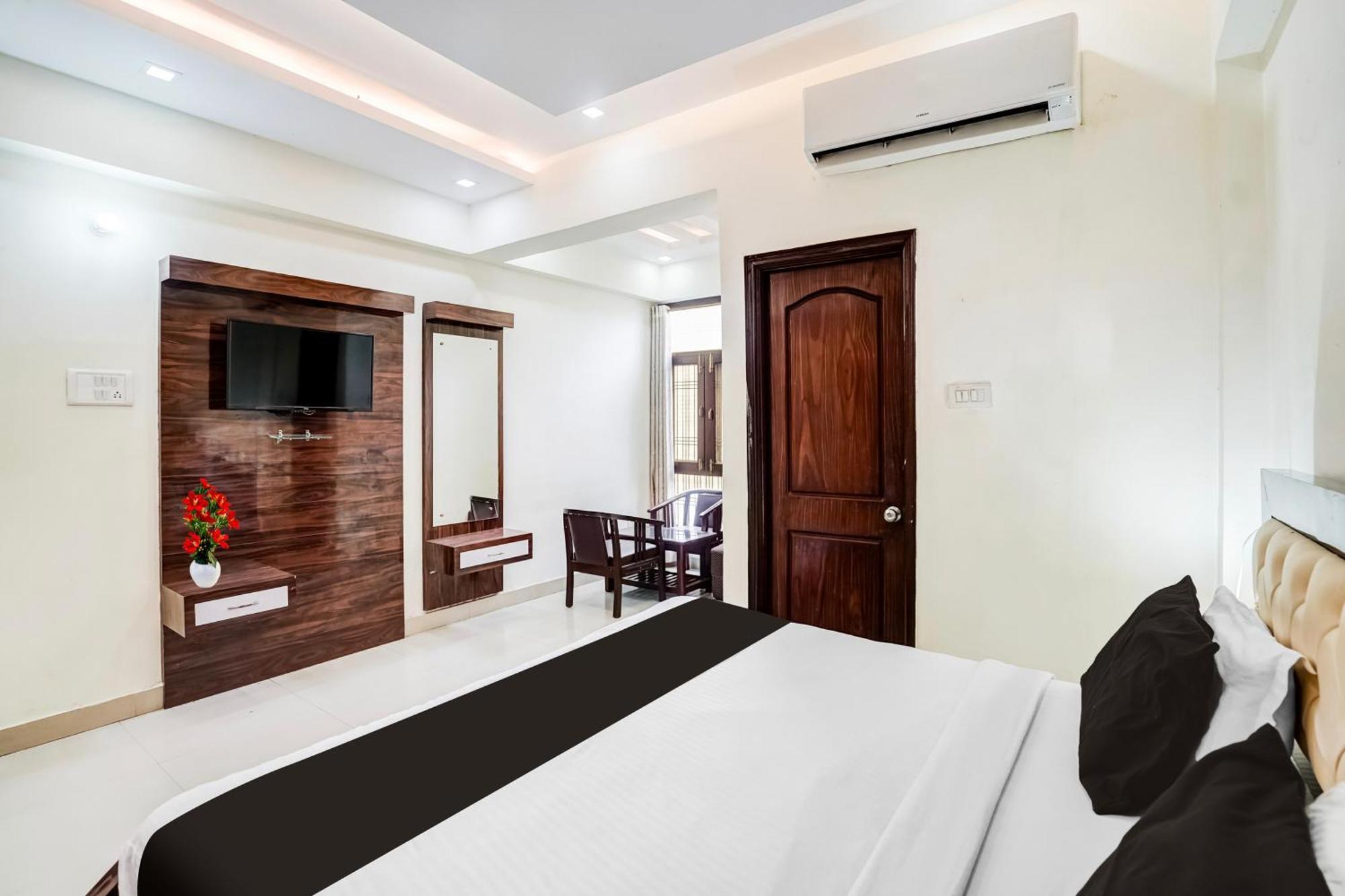 Super Hotel O Sgpgi Bijnaur Bagian luar foto